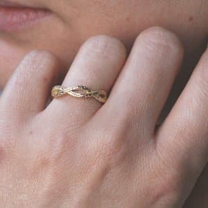 infinity antique etched milgrained band