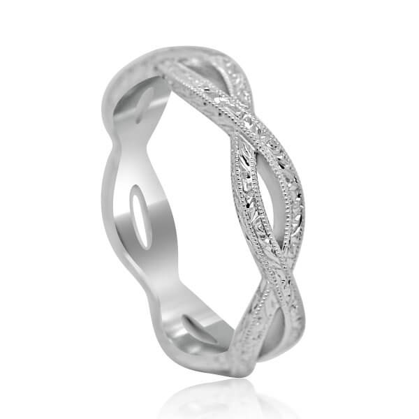 Intertwined vintage wedding band