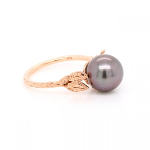 Leaf Tahitian Pearl Ring in Gold