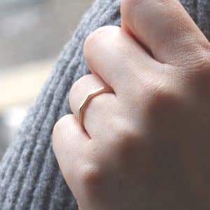 Minimalist decagon gold thiin band gold