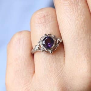 Spectacular gemstone engagement ring OroSpot