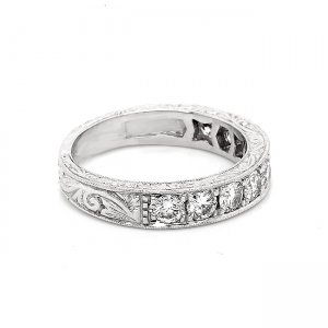 Vintage 1Ct round diamond pave band with engraving