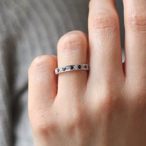 Vintage, elegant pave diamond and sapphire wedding ring OroSpot