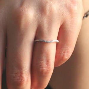 delicate antique etched wedding ring