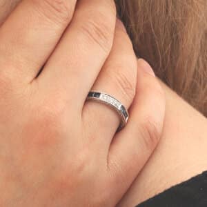 Carved Art Deco wedding ring OroSpot