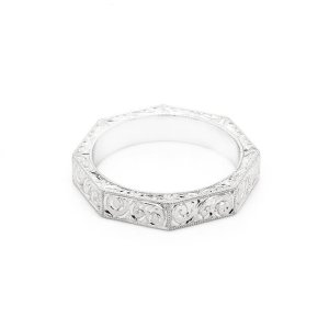 Eight-sided-vintage-style-wedding-ring-OroSpot