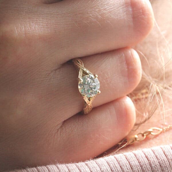 Elegant vintage Moissanite Engagement Ring