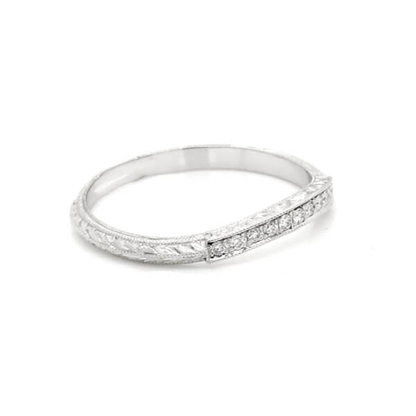 Antique-engraved-contour-wedding-ring-with-diamonds-by-OroSpot-1
