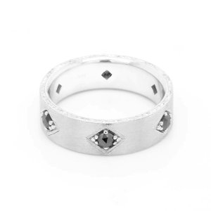 Black-rose-cut-diamonds-mens-wedding-ring-by-OroSpot 1