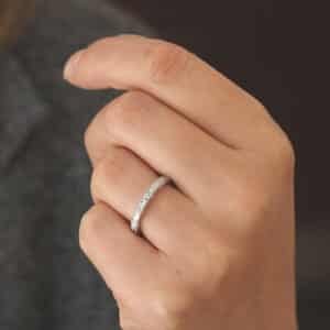 Hand carved and milgrained wedding band in vintage style by OroSpot