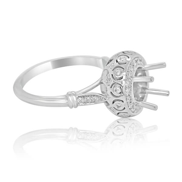 Contemporary diamond ring setting