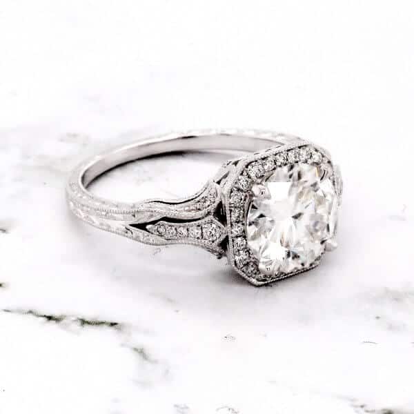 Antique Harro Moissanite Engagement ring by OroSpot