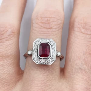 Art Deco Ruby Ring 18k white gold