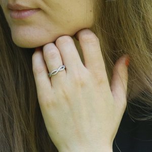 Antique braided band
