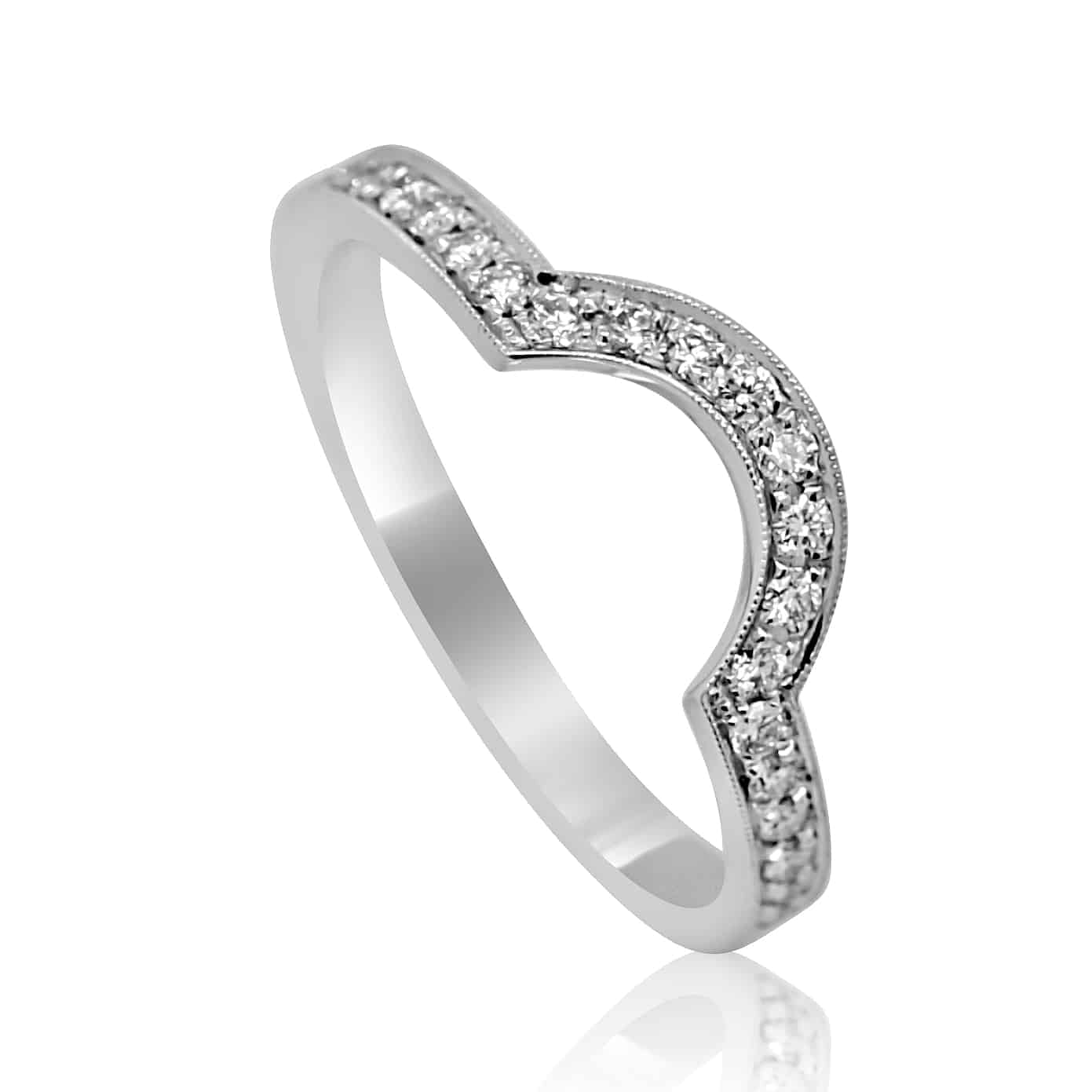 Diamond curved band for round stone