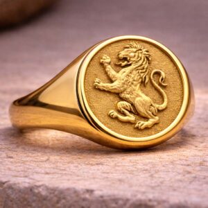 Custom lion crest signet ring in classic vintage style.